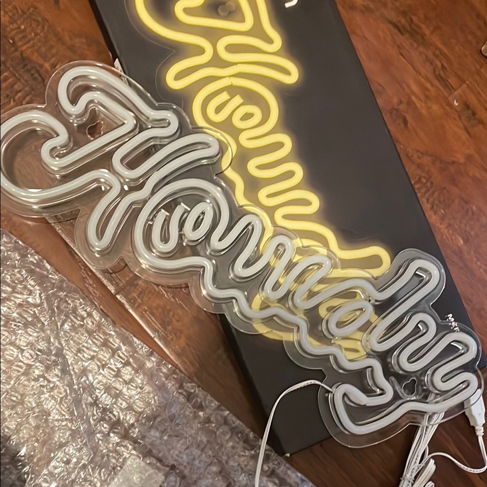 Neon 'Howdy' Sign
